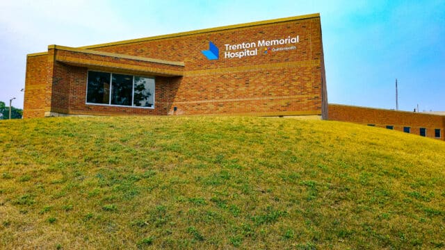 A picture of the exterior sign at Trenton Memorial Hospital